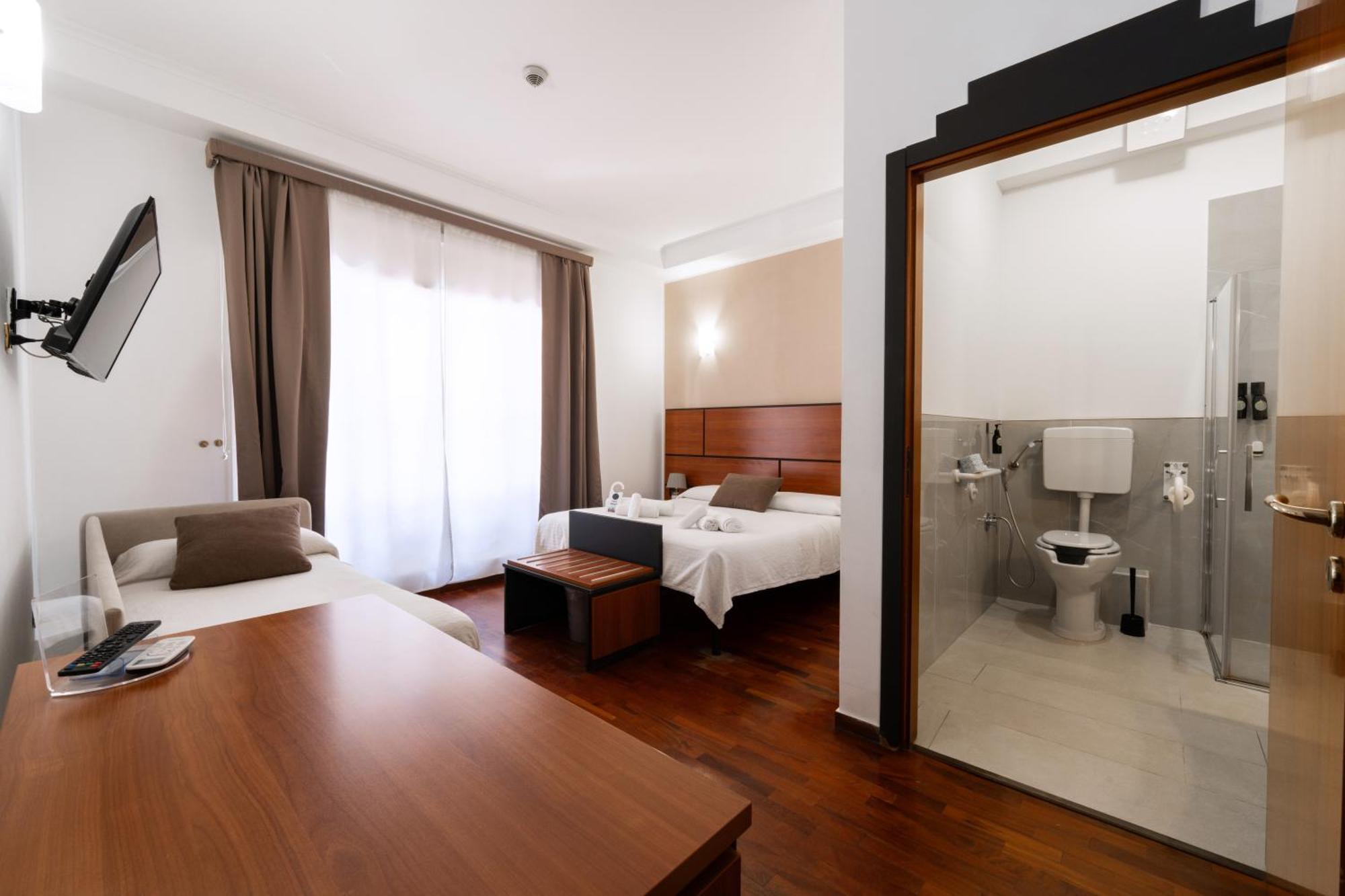 Hotel Center 2*